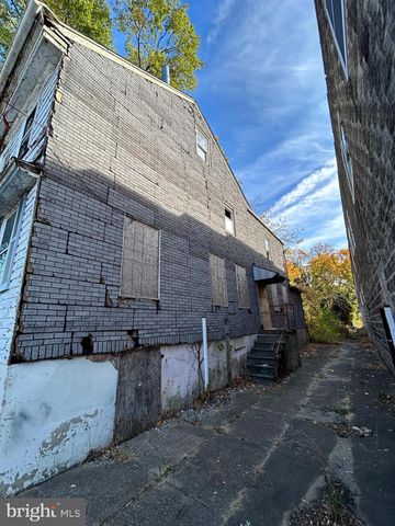 242-246 S BROAD ST, Woodbury, NJ 08096