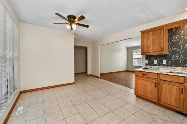 3206 E Lark Street, Springfield, MO 65804