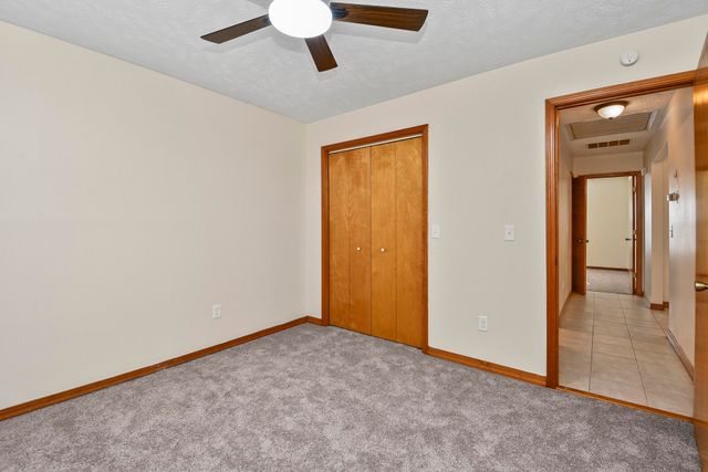 3206 E Lark Street, Springfield, MO 65804