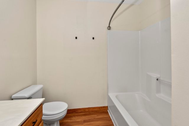 3206 E Lark Street, Springfield, MO 65804