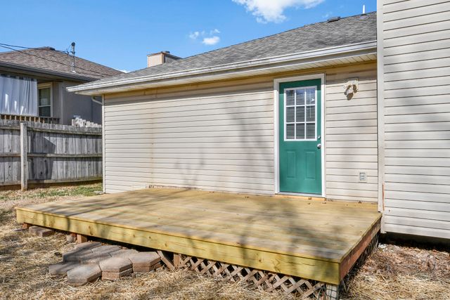 3206 E Lark Street, Springfield, MO 65804