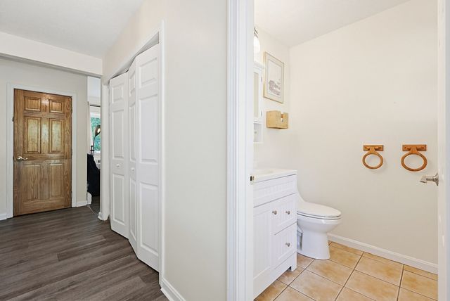 14 Terra Ln, Hudson, NH 03051