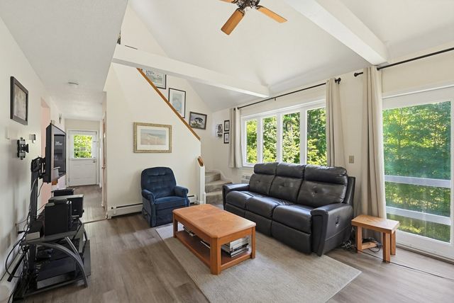 14 Terra Ln, Hudson, NH 03051