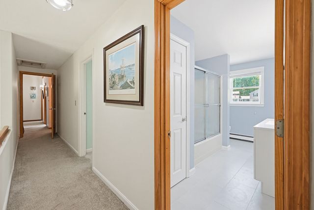 14 Terra Ln, Hudson, NH 03051