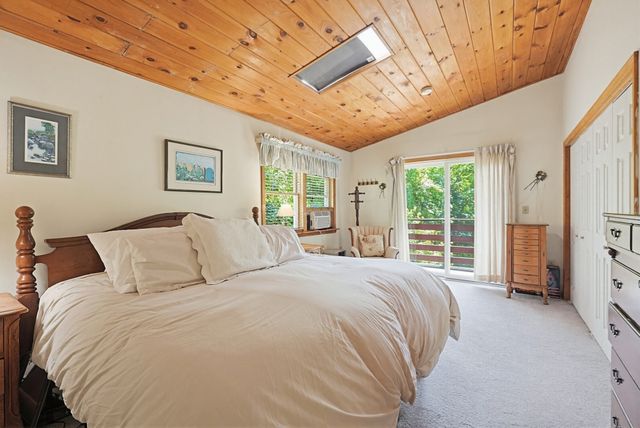 14 Terra Ln, Hudson, NH 03051
