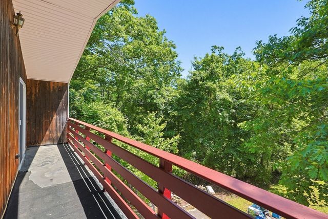 14 Terra Ln, Hudson, NH 03051