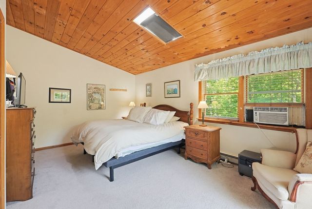 14 Terra Ln, Hudson, NH 03051