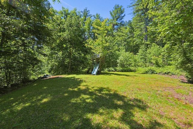 14 Terra Ln, Hudson, NH 03051