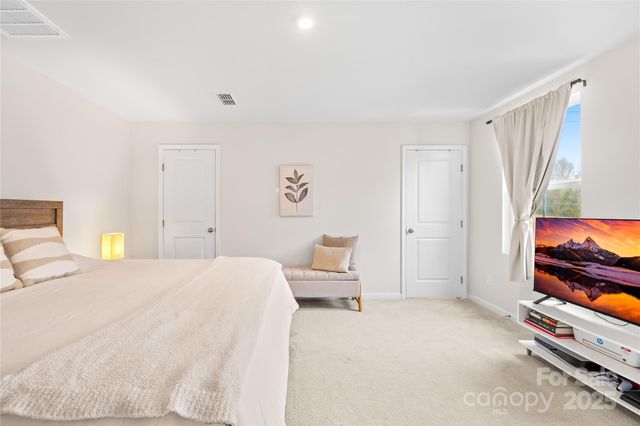 4447 Wild Ridge Drive, Charlotte, NC 28215