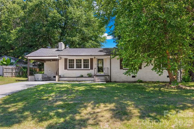 2323 Hedgewood Circle, Gastonia, NC 28052