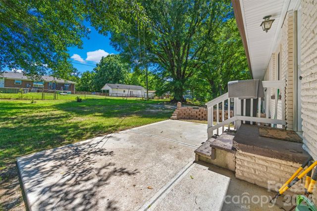 2323 Hedgewood Circle, Gastonia, NC 28052
