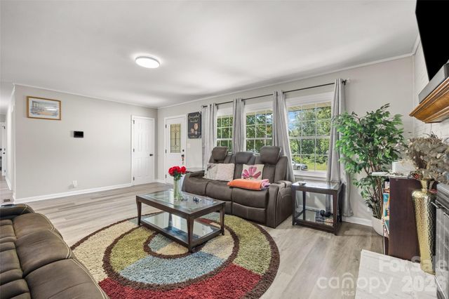 2323 Hedgewood Circle, Gastonia, NC 28052