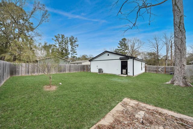 16124 Brettwood Lane, Splendora, TX 77372