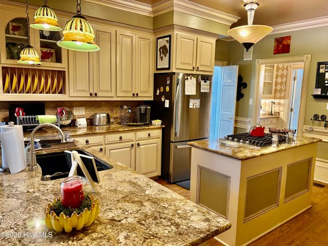 408 Wexford Place, Trent Woods, NC 28562