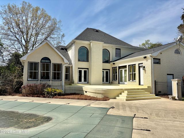 408 Wexford Place, Trent Woods, NC 28562