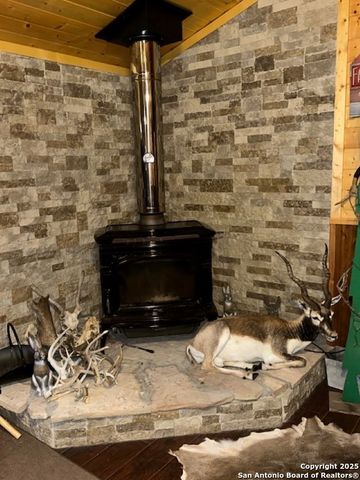 527 SD 74100, Rocksprings, TX 78880