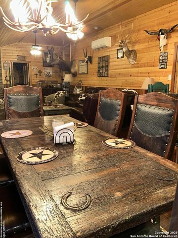 527 SD 74100, Rocksprings, TX 78880