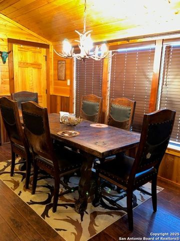 527 SD 74100, Rocksprings, TX 78880