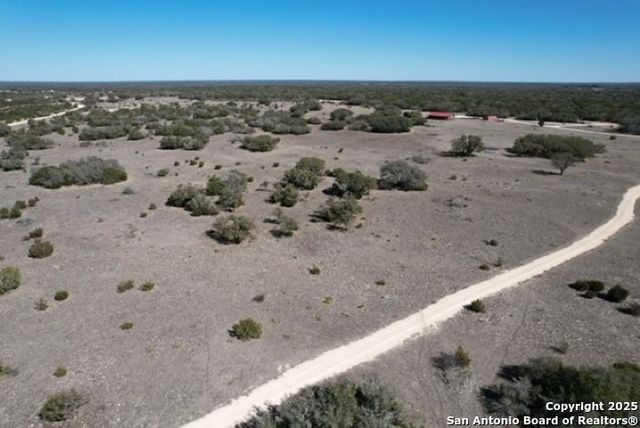 527 SD 74100, Rocksprings, TX 78880