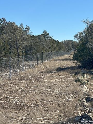 527 SD 74100, Rocksprings, TX 78880