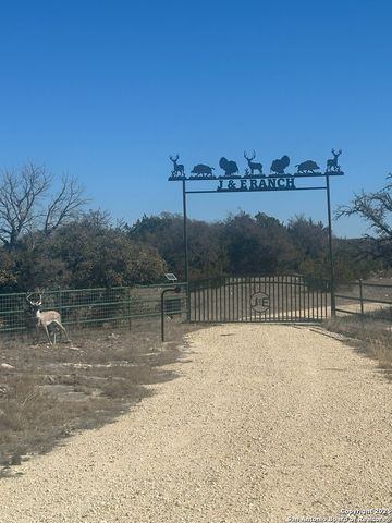 527 SD 74100, Rocksprings, TX 78880