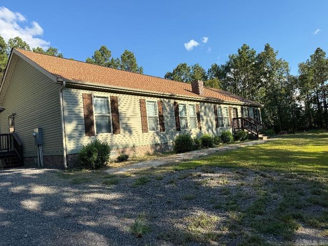 160 Slytown Road, Amity, AR 71921