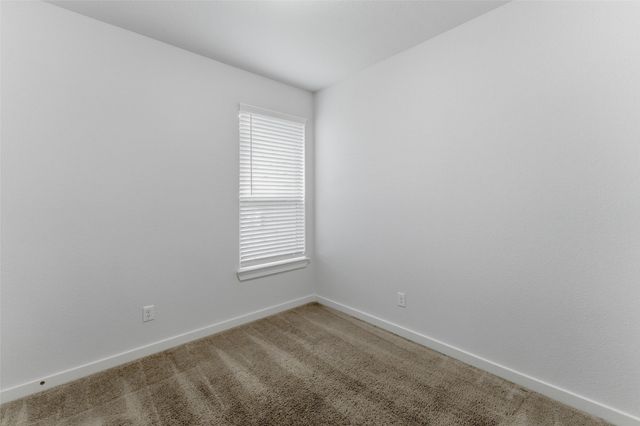 305 Evans Drive, Van Alstyne, TX 75495