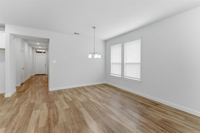 305 Evans Drive, Van Alstyne, TX 75495