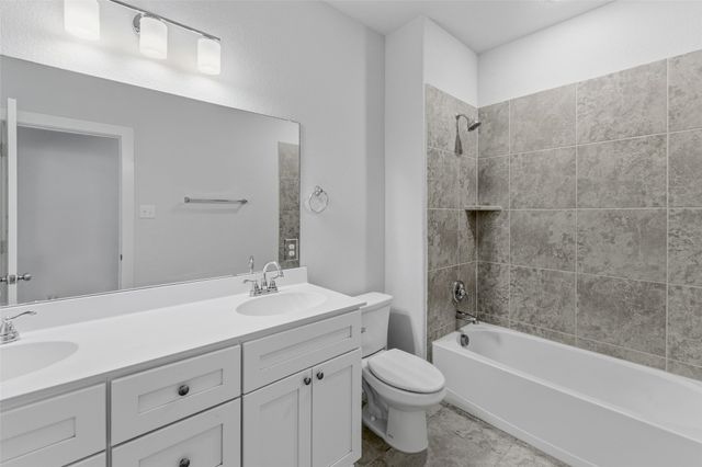 305 Evans Drive, Van Alstyne, TX 75495