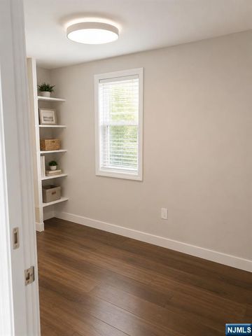 55 Helen, Moonachie, NJ 07074