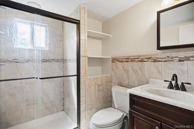 169 Wyona Avenue, Lindenhurst, NY 11757
