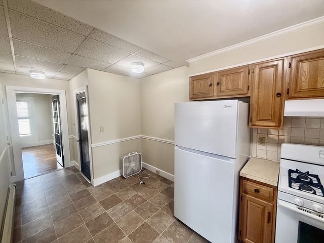 70 Tremont Street 2R, Braintree, MA 02184