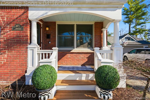 1936 Dorothea Road, Berkley, MI 48072