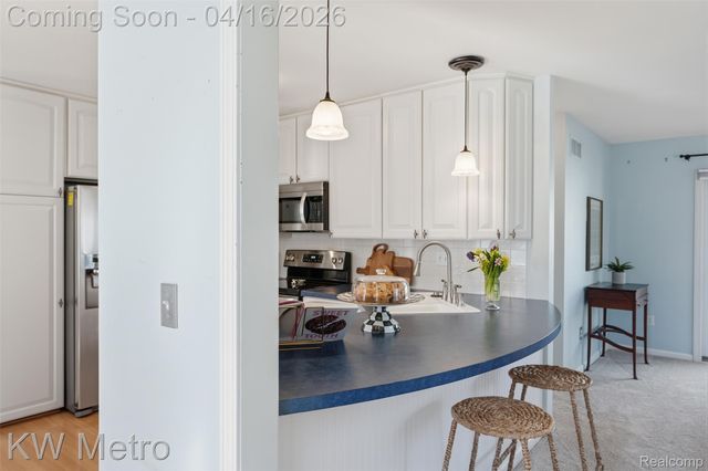 1936 Dorothea Road, Berkley, MI 48072