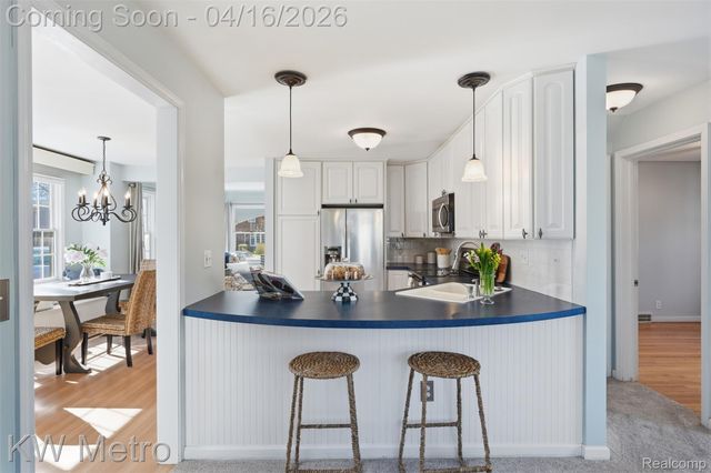 1936 Dorothea Road, Berkley, MI 48072