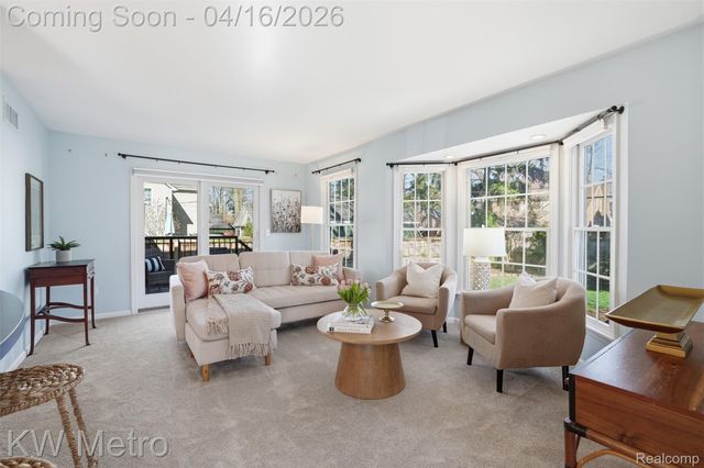 1936 Dorothea Road, Berkley, MI 48072