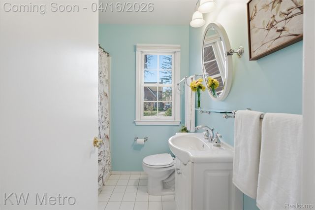 1936 Dorothea Road, Berkley, MI 48072