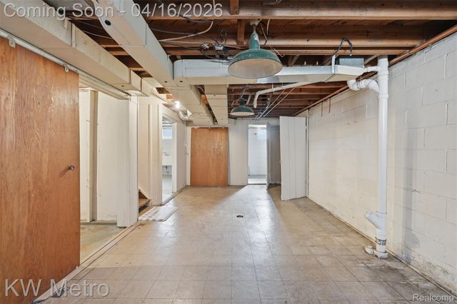 1936 Dorothea Road, Berkley, MI 48072