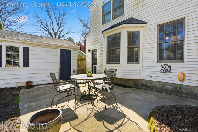 1936 Dorothea Road, Berkley, MI 48072