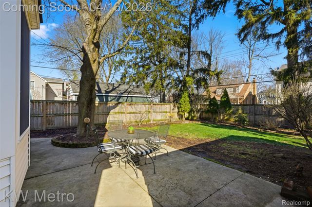 1936 Dorothea Road, Berkley, MI 48072