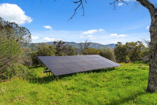 30449 Corral Drive, Coarsegold, CA 93614