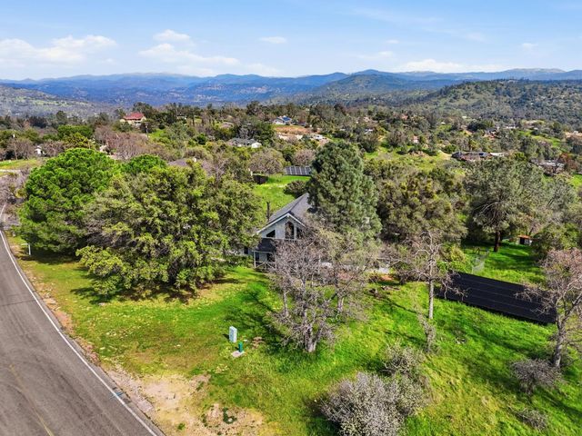 30449 Corral Drive, Coarsegold, CA 93614