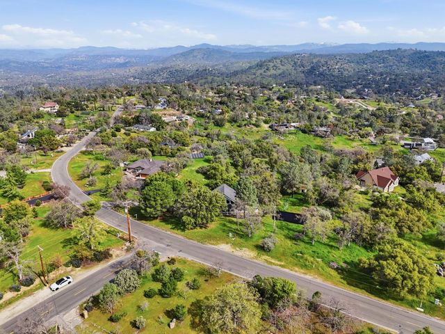 30449 Corral Drive, Coarsegold, CA 93614