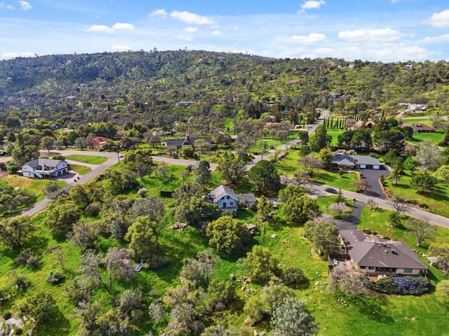 30449 Corral Drive, Coarsegold, CA 93614