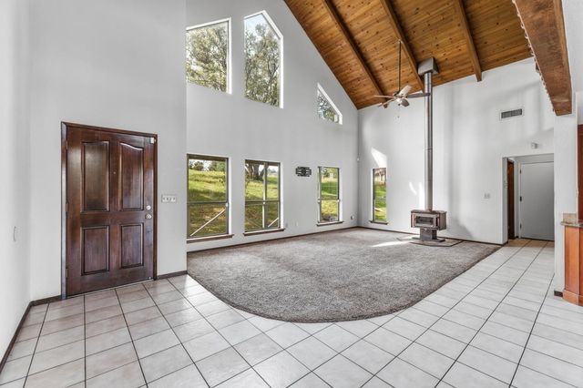 30449 Corral Drive, Coarsegold, CA 93614