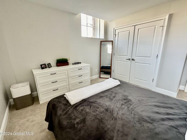 77 Van Dam Street 105, Saratoga Springs, NY 12866