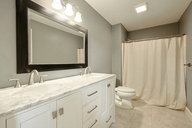 24 Leanne Way 24, Franklin, MA 02038