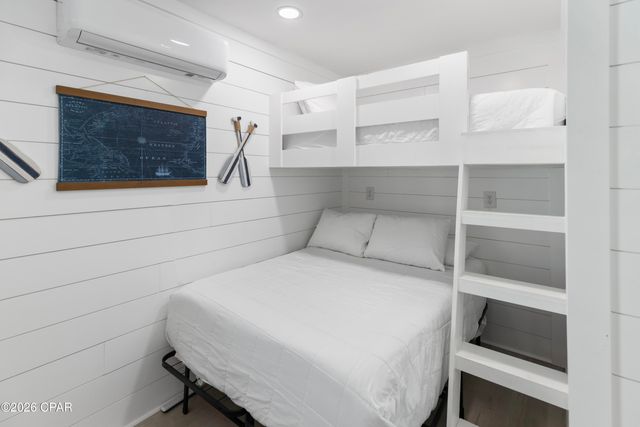 21401 Hilltop Avenue, Panama City Beach, FL 32413