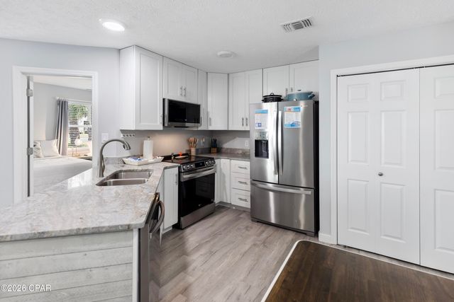 21401 Hilltop Avenue, Panama City Beach, FL 32413