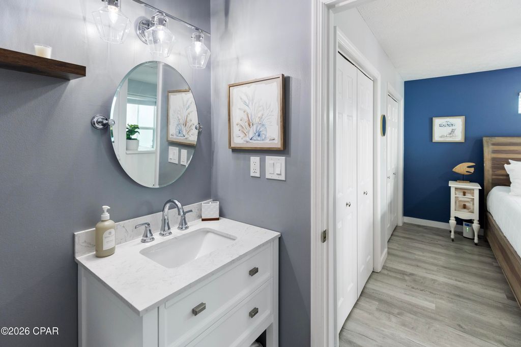 Image 21 of property listing at 21401 Hilltop Avenue, Panama City Beach, FL 32413